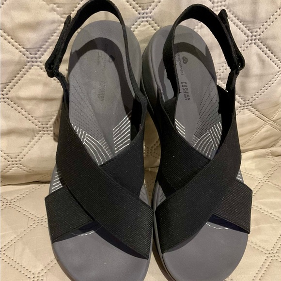 Clark's Cloud Steppers Nice Women's 8.5 M Black Stretchy Strap Sandal - Picture 2 of 5